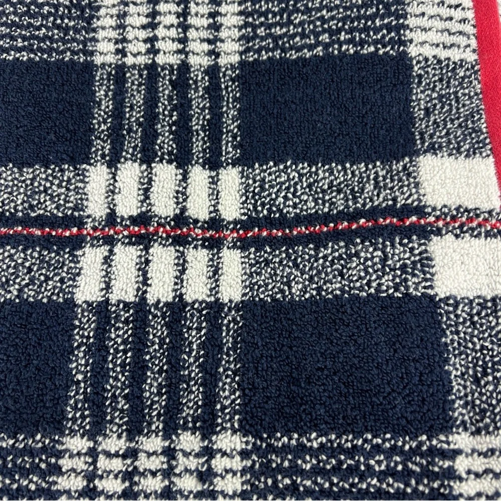 Tommy Hilfiger 2 pc Bath Towel Set Madras Plaid Blue White Red Soft Cotton NEW